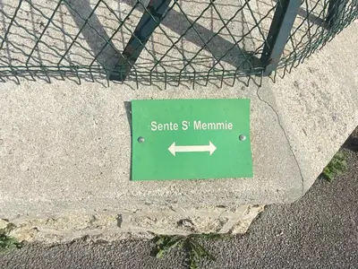 Certificat, récompense, panneau ou autre document affiché dans l'établissement La petite bulle