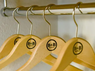 Certificat, récompense, panneau ou autre document affiché dans l'établissement B&B HOTEL Reims Centre Gare