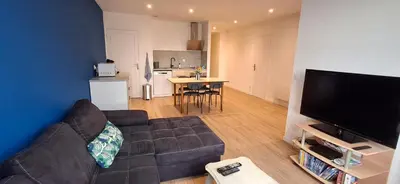 Cuisine ou kitchenette dans l'établissement Hébergement 5 personnes- Centre village