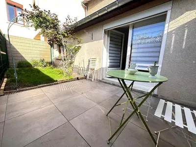 Balcon ou terrasse dans l'établissement La maison champenoise 4 chambres avec terrasse