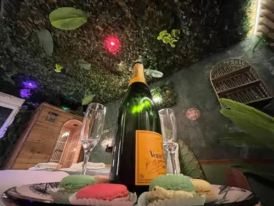 Boissons dans l'établissement Jungle Room Jacuzzi Ambiance Tropicale