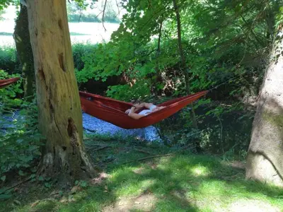 Jardin de l'établissement Glamping in Signy-l Abbaye