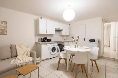 Cuisine ou kitchenette dans l'établissement Le Nid de la Fauvette - Hyper Centre