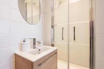 Salle de bains dans l'établissement Le Nid de la Fauvette - Hyper Centre