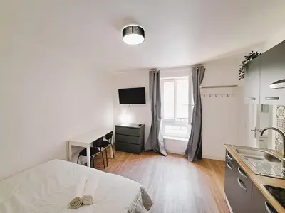 Cuisine ou kitchenette dans l'établissement Palerme - 2P - confortable studio