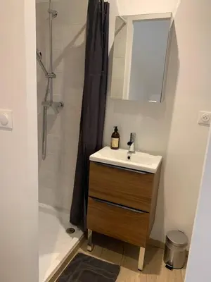 Salle de bains dans l'établissement Le Grand Terroir