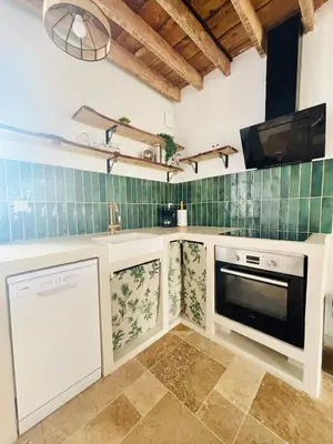 Cuisine ou kitchenette dans l'établissement Chaleureuse maison au coeur de l'Avesnois