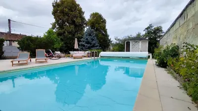 Piscine de l'établissement Wisdom - Mansion, with majestic charm ou située à proximité