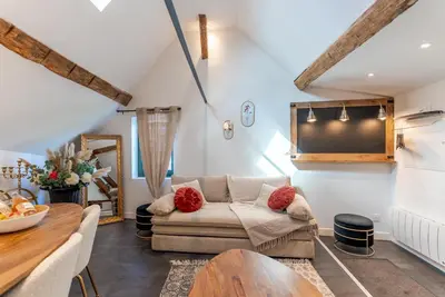 Coin salon dans l'établissement L'authentique, Chic, relaxant et entrée autonome