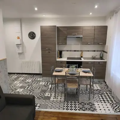 Appartement budget avec parking au centre-ville