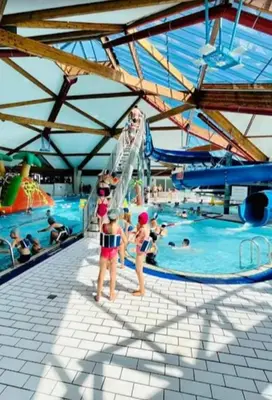 Piscine de l'établissement L'étoile de rocroy ou située à proximité