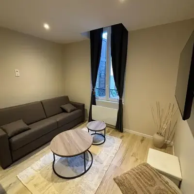 Maison de standing au centre de Reims 7 chambres avec 7 salles de bain