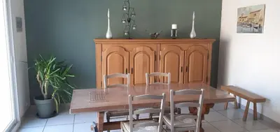 Coin salon dans l'établissement L'Avre de Roye