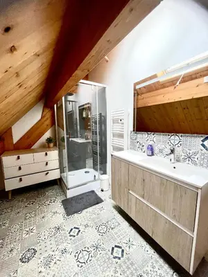 Salle de bains dans l'établissement L'Escapade Champenoise