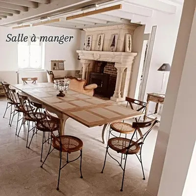 Coin salon dans l'établissement Gîte cottage Domaine La Boilière