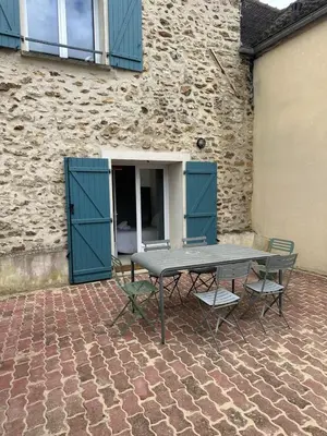 Terrasse ou espace extérieur de l'établissement La Maison des Ormes