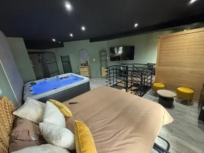 Télévision ou salle de divertissement dans l'établissement Fratelli Spa