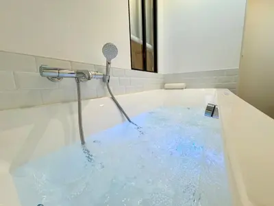 Salle de bains dans l'établissement Wellness Suite Ponsardin 3 - Reims Centre