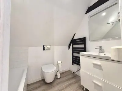 Salle de bains dans l'établissement Pikine - Découvrez l'hyper-centre de Reims