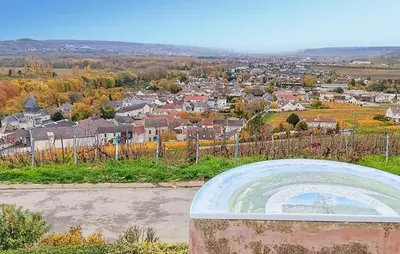 Vue générale sur la montagne ou vue sur la montagne depuis la maison de vacances