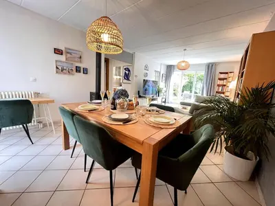Coin salon dans l'établissement Claudius maison 3 chambres avec jardin proche Fac