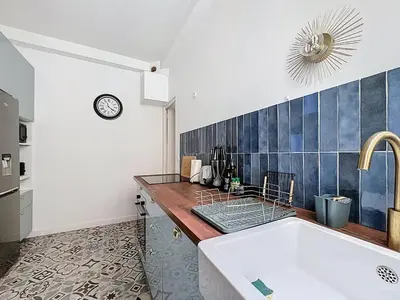 Salle de bains dans l'établissement Extrabrut