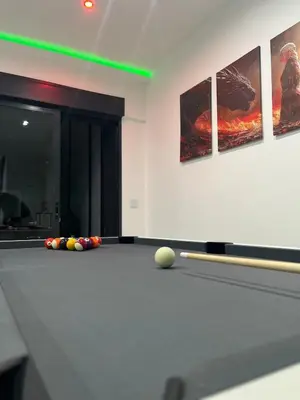 Billard dans l'établissement Daenerys Suite
