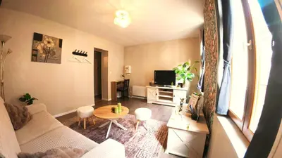 Télévision ou salle de divertissement dans l'établissement Studio Cosy 32 m2 hyper centre Châlons-en-Champagne