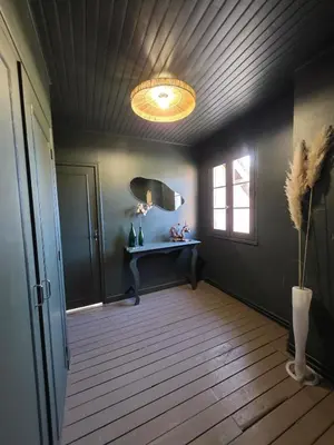 Clients de l'établissement Maison centrale Hautvillers Berceau du Champagne