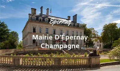 Certificat, récompense, panneau ou autre document affiché dans l'établissement Le Champenois