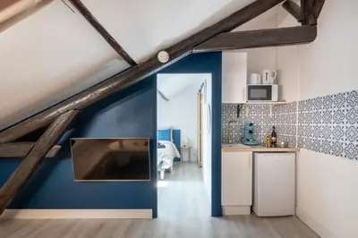 Cuisine ou kitchenette dans l'établissement Le Douillet