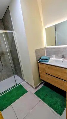 Salle de bains dans l'établissement La Grange