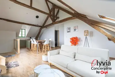 Coin salon dans l'établissement Appartement Vue Cathédrale