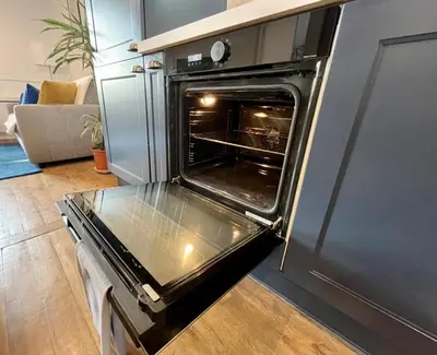 Cuisine ou kitchenette dans l'établissement Luxury Family Stay & 20 min Disney Paris