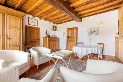 Coin salon dans l'établissement Ferme De Guersignies B&B
