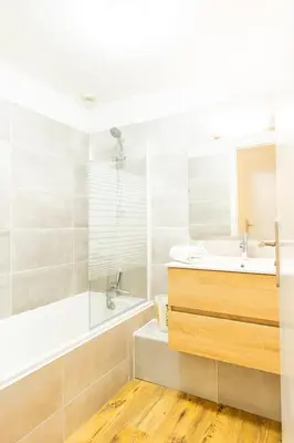 Salle de bains dans l'établissement Duplex au coeur du centre