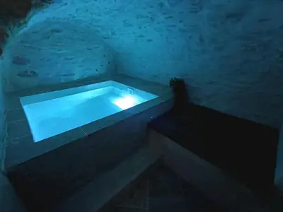 Piscine de l'établissement La suite Saule ou située à proximité