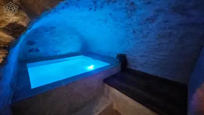 Piscine de l'établissement La suite Saule ou située à proximité