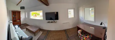 Télévision ou salle de divertissement dans l'établissement Gîte en Champagne - Le Clos des 3 Sources