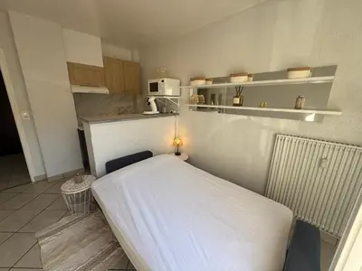 Cuisine ou kitchenette dans l'établissement Chez Anais - Charmant Studio - Centre de Compiegne