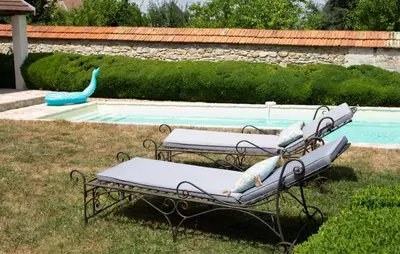 Piscine de l'établissement Le gîte du Soldat Carouge ou située à proximité