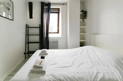 Un ou plusieurs lits dans un hébergement de l'établissement Cosy 3ch lumineux, central & calme, 8 pers