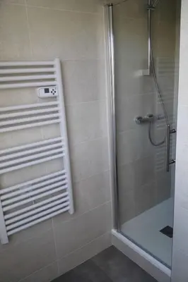 Salle de bains dans l'établissement Apartment Moderne Duplexwohnung mit Durchgang in der Nähe von SPA by Interhome
