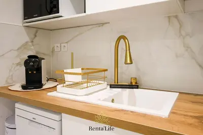 Cuisine ou kitchenette dans l'établissement Meldois Saint Remy - Centre ville - 25 min Disney