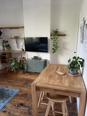 Télévision ou salle de divertissement dans l'établissement Le cocon de la cathédrale