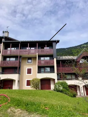 Vue générale sur la montagne ou vue sur la montagne depuis l'appartement