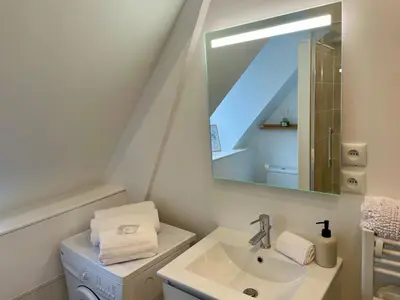 Salle de bains dans l'établissement l'atelier des rêves - Center city Compiègne