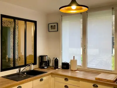 Cuisine ou kitchenette dans l'établissement Havre de paix à Pierrefonds