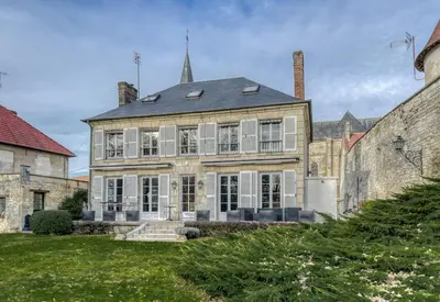 Jardin de l'établissement Maison de Charme a Rémy