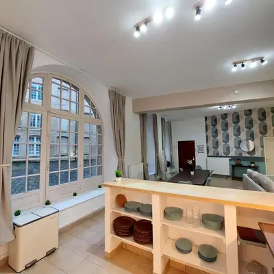 Plan de l'établissement Superbe appartement rénové face au fort de Sedan